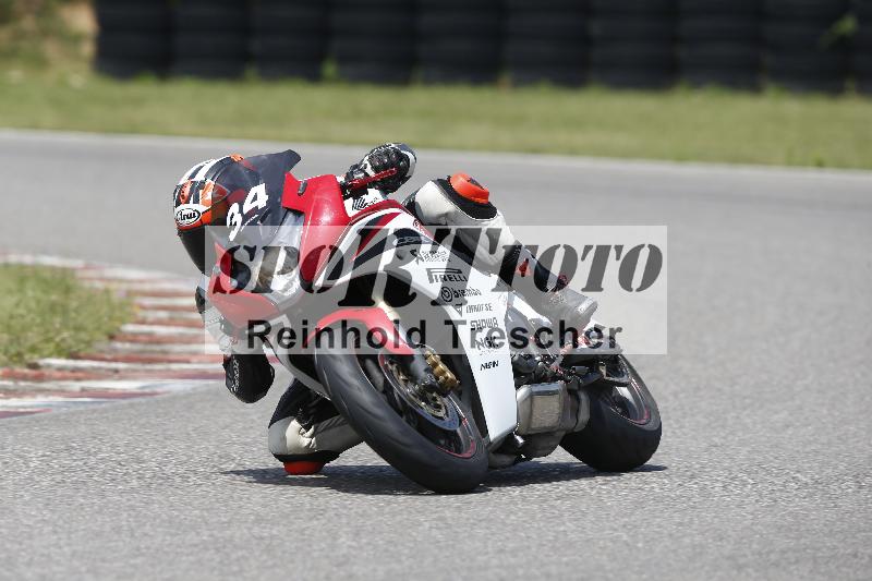 /27 12.06.2025 Ducati Schweiz Trackday Warmup  ADR/blau-bleu/34